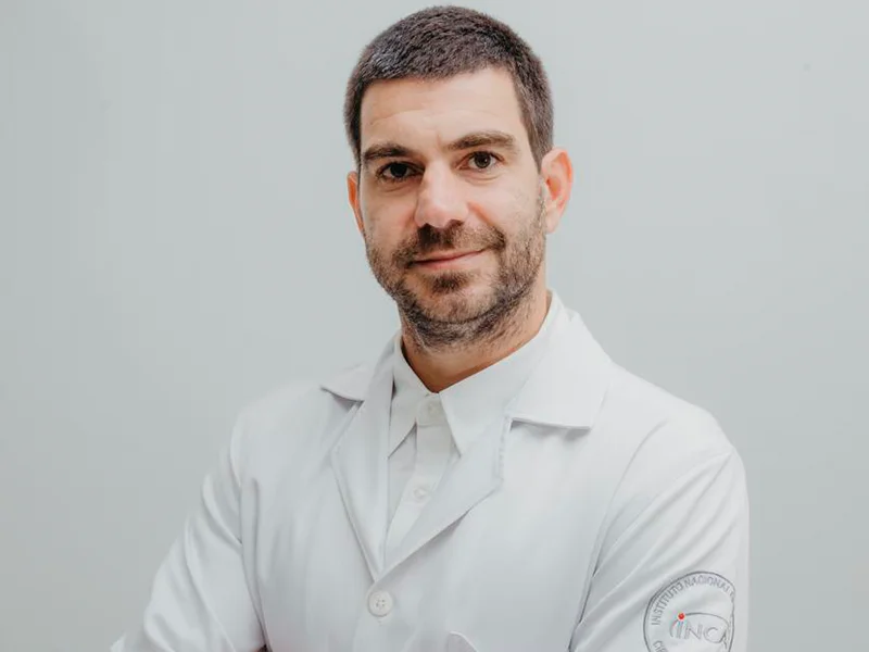 Dr. Carlos Arthur Cirurgião Oncológico
